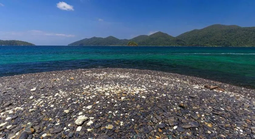 The Breeze Lipe Resort