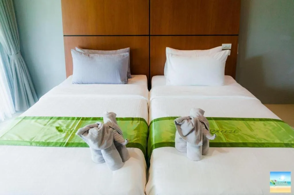 Bed in The Breeze Lipe Resort