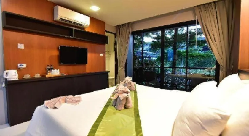 Bed in The Breeze Lipe Resort