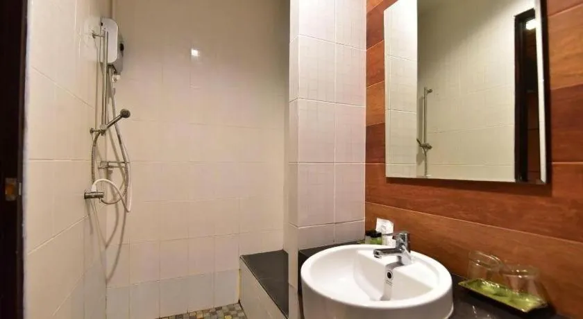 The Breeze Lipe Resort