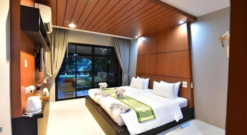 Bed in The Breeze Lipe Resort