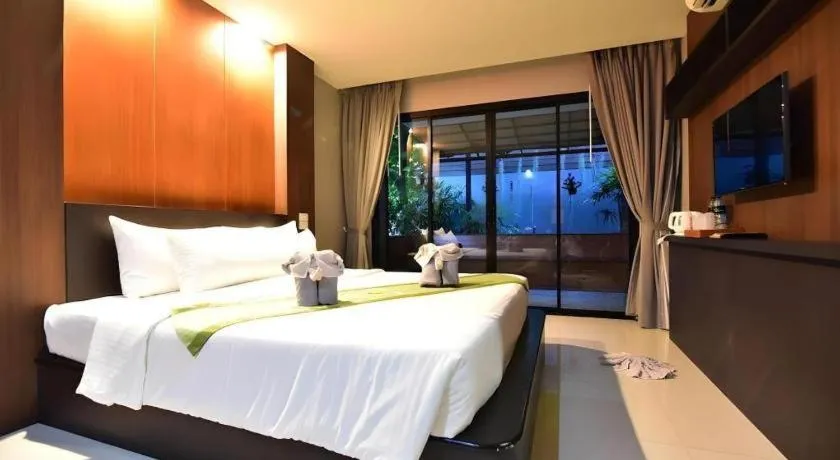 Bed in The Breeze Lipe Resort