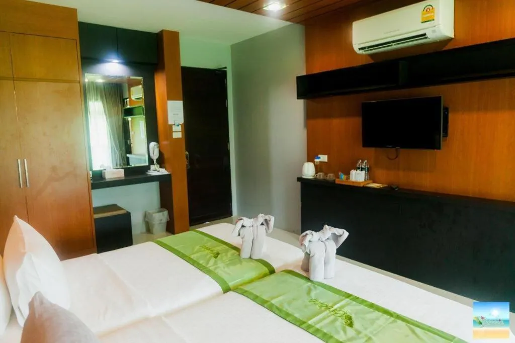 Bed in The Breeze Lipe Resort