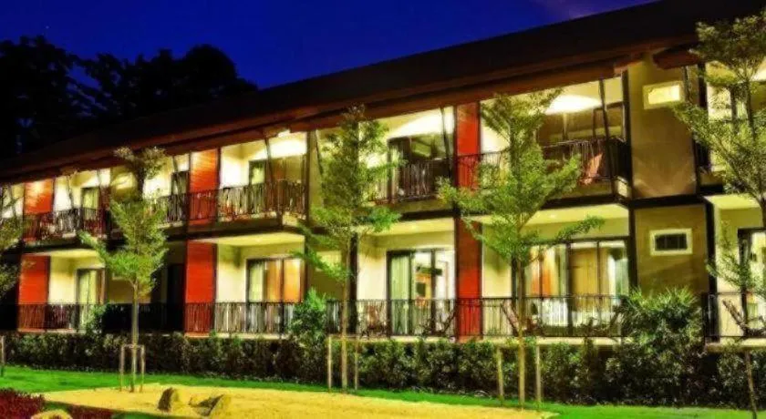 The Breeze Lipe Resort