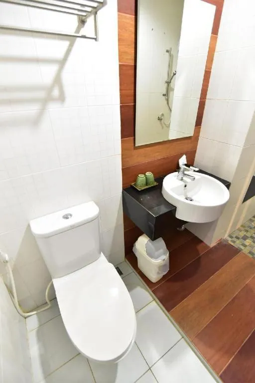 The Breeze Lipe Resort