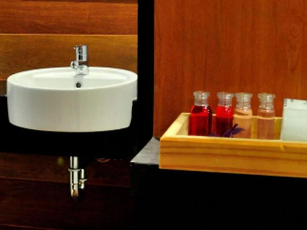 The Breeze Lipe Resort