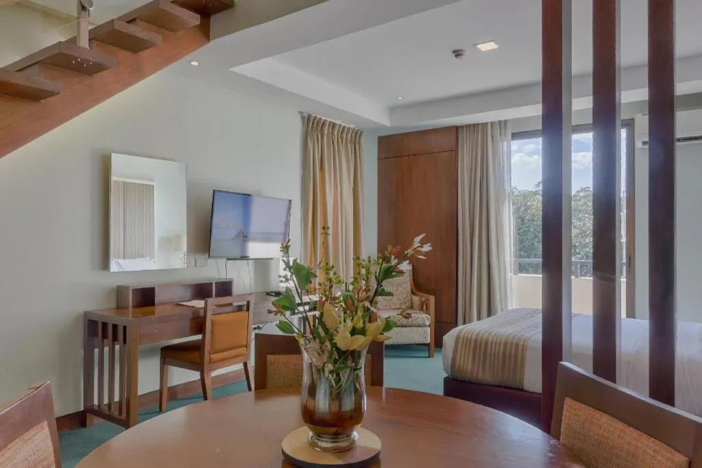 Mansion Garden Hotel