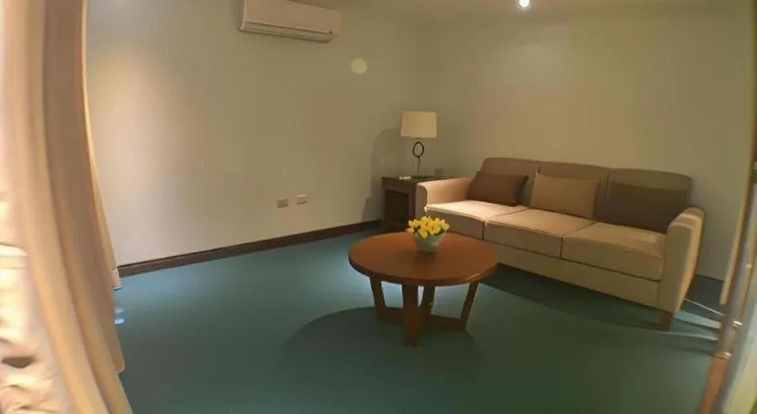 Mansion Garden Hotel