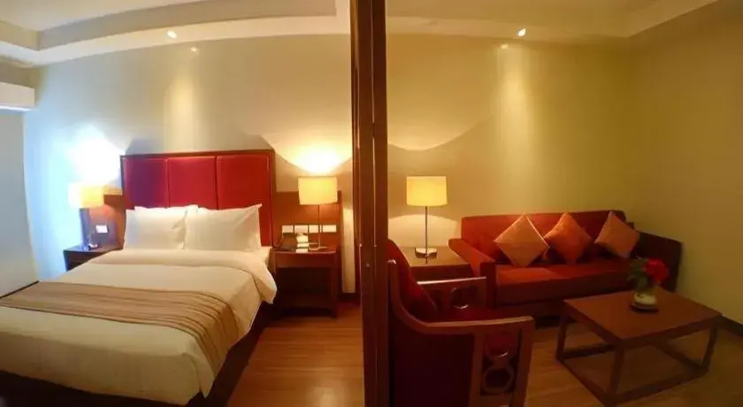 Bed in Mansion Garden Hotel Bed in Mansion Garden Hotel