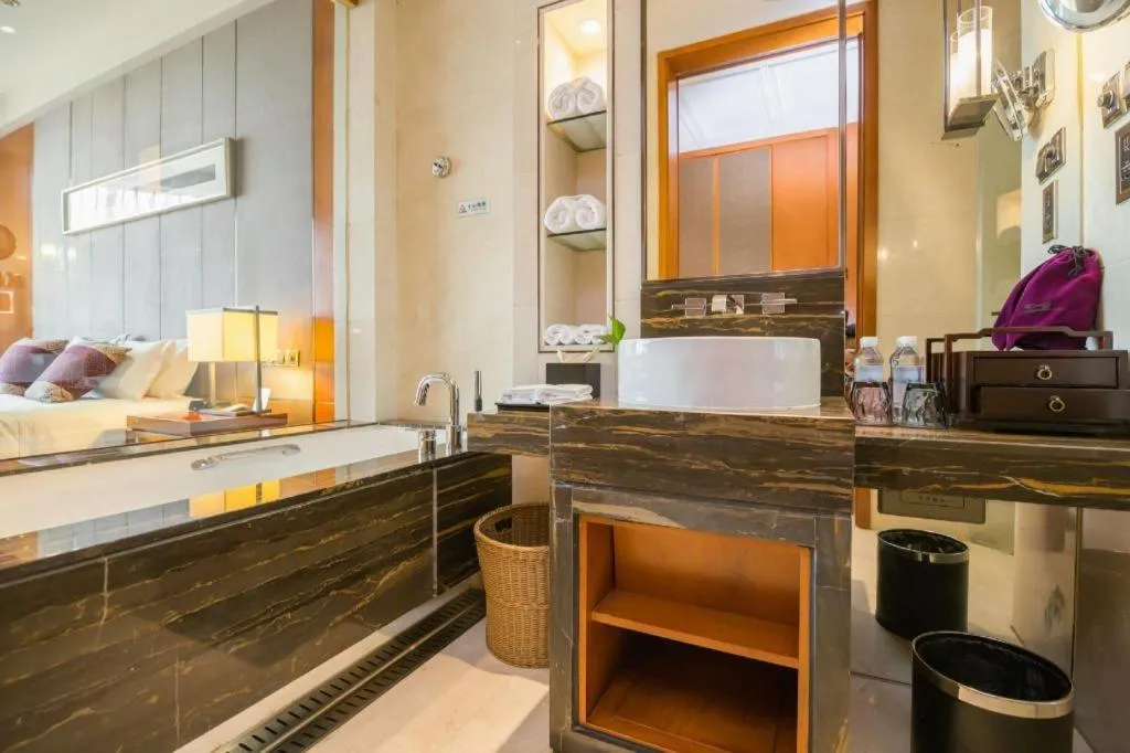 Bed in Chengdu Joyhub Air Hotel