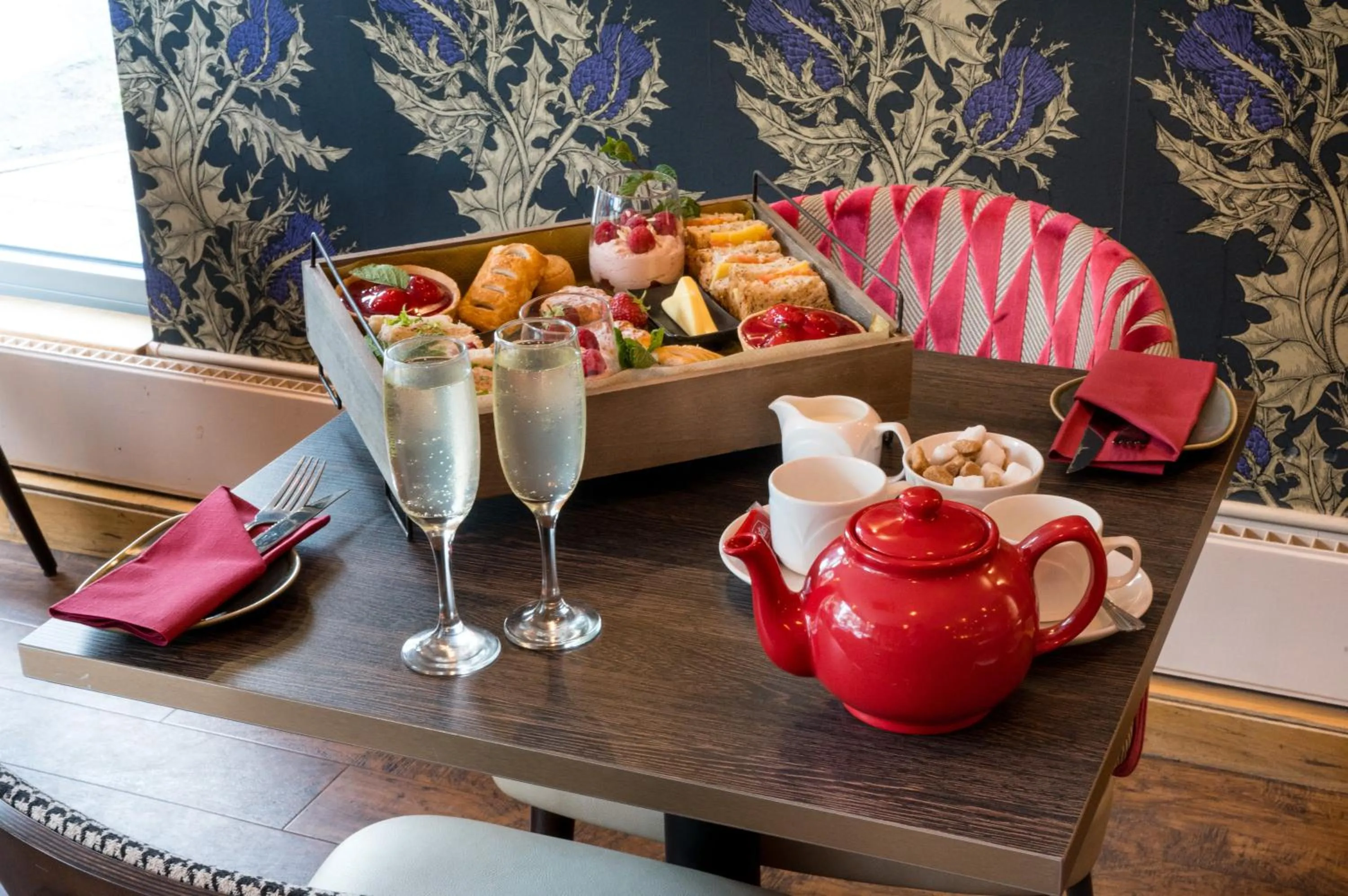 Restaurant/places to eat in Glynhill Hotel & Spa near Glasgow Airport