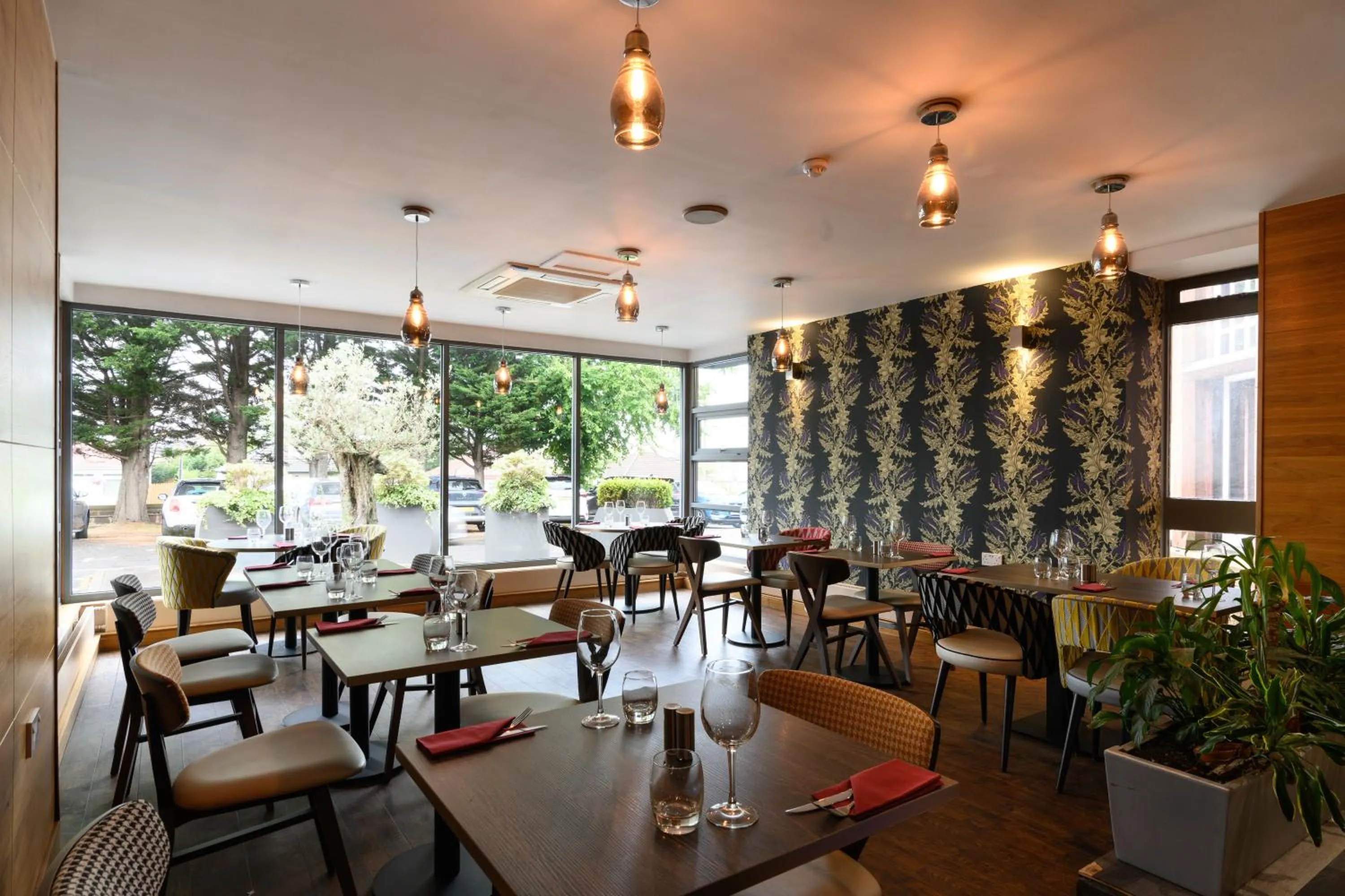 Restaurant/places to eat in Glynhill Hotel & Spa near Glasgow Airport