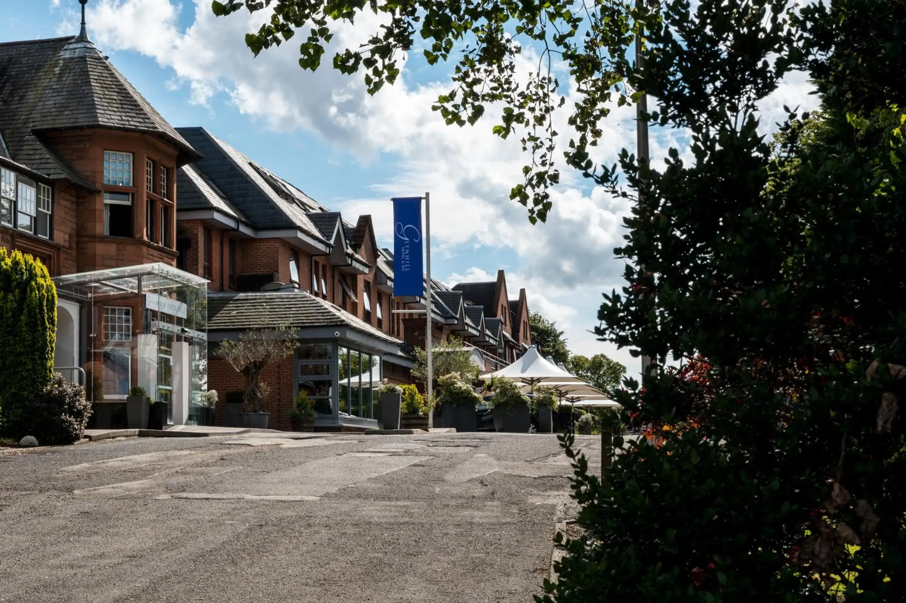 Property building in Glynhill Hotel & Spa near Glasgow Airport Property building in Glynhill Hotel & Spa near Glasgow Airport