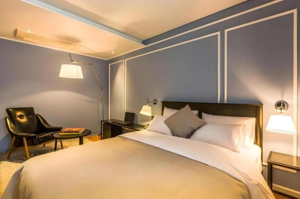 Bed in Trang blue hotel