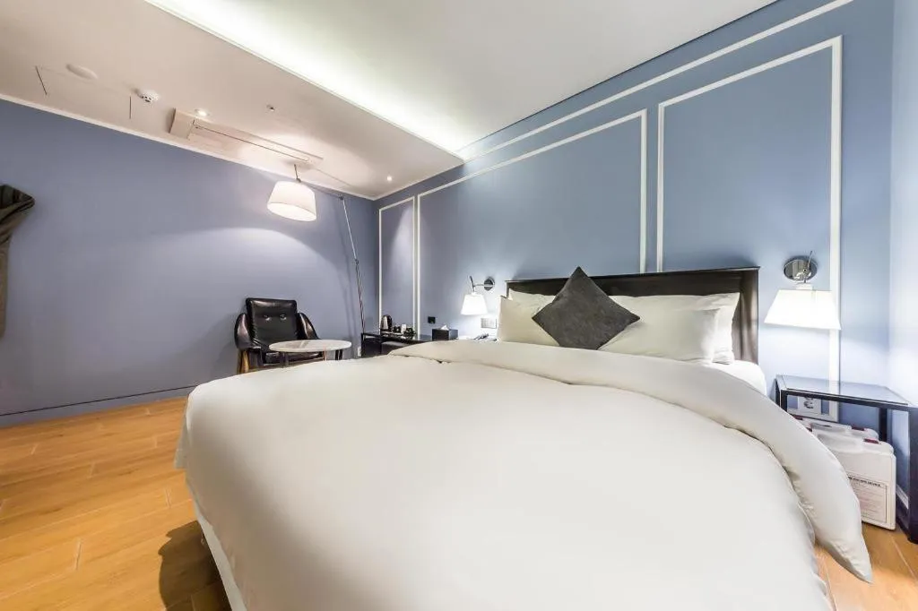 Bed in Trang blue hotel