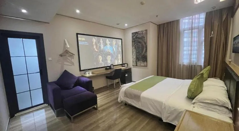 Bed in GreenTree Alliance Shenzhen Shekou Sea World Taizi Road Hotel