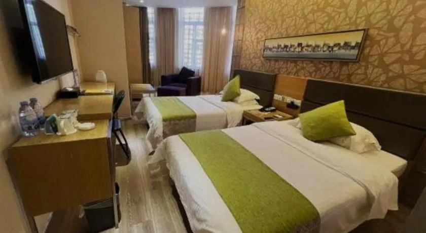 Bed in GreenTree Alliance Shenzhen Shekou Sea World Taizi Road Hotel