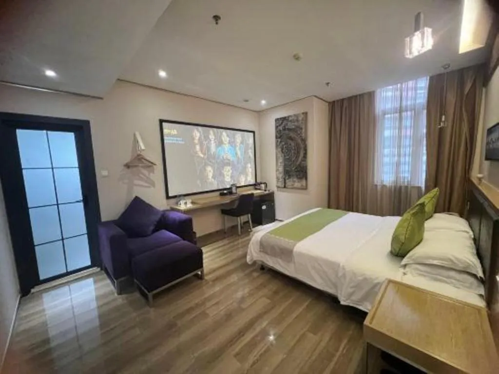 Bed in GreenTree Alliance Shenzhen Shekou Sea World Taizi Road Hotel