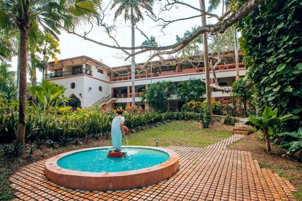 Mayaland Hotel & Bungalows