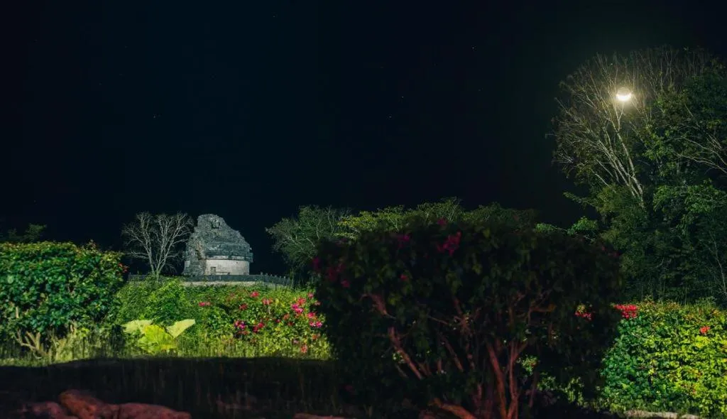 Mayaland Hotel & Bungalows