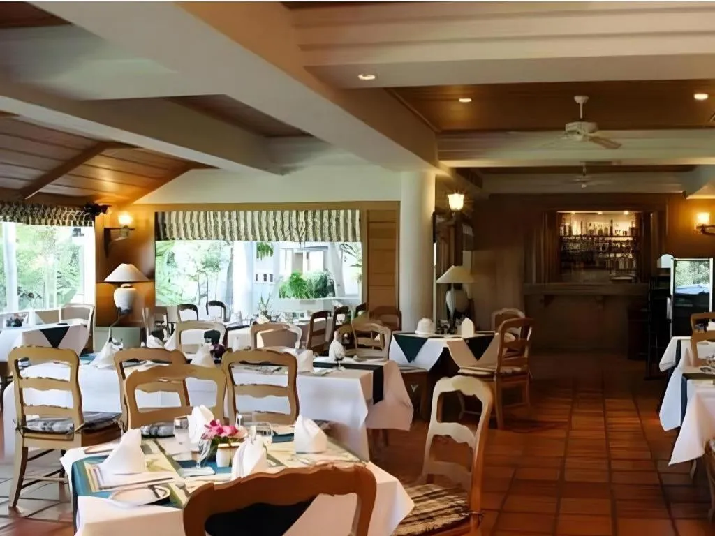 Lake View Hotel And Golf Club