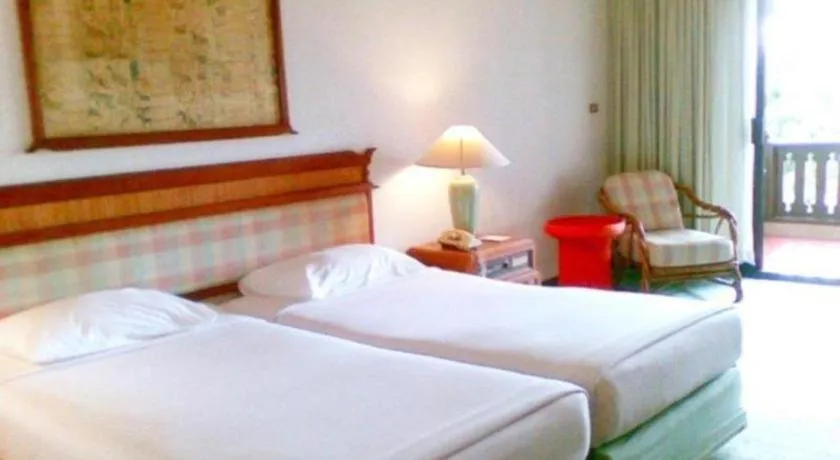 Bed in Imperial Golden Triangle Resort