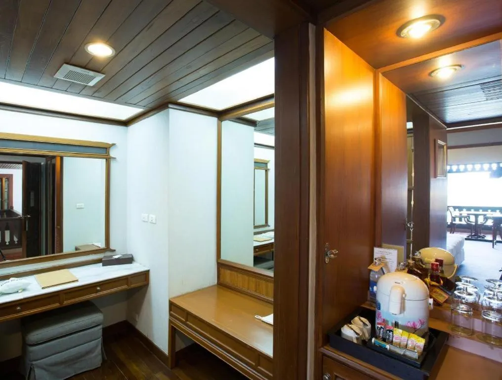 Imperial Golden Triangle Resort