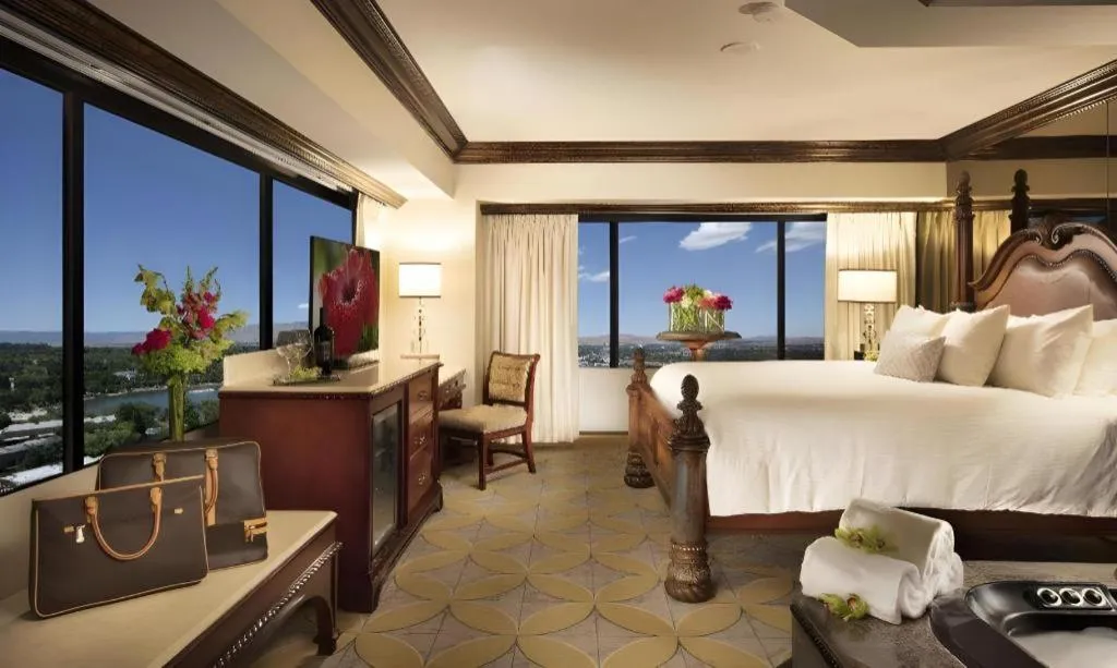 Bed in Peppermill Resort Spa Casino