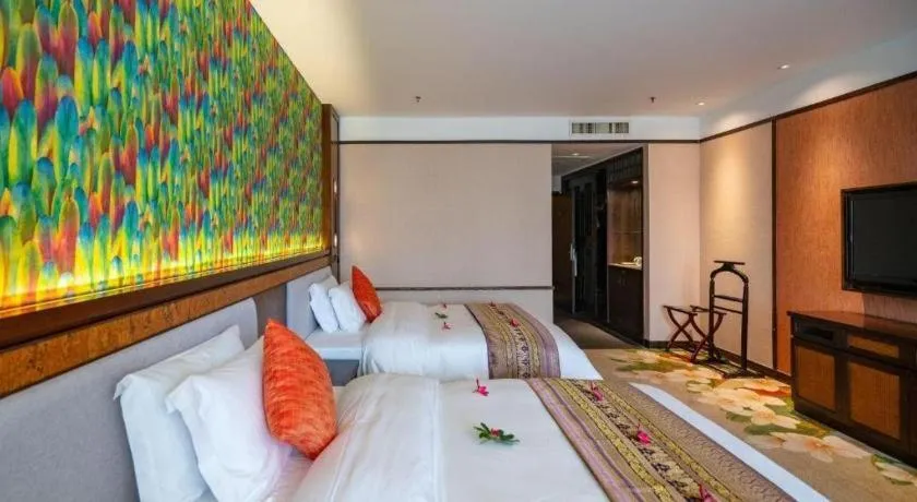 Bed in Riyuegu Hotsprings Resort