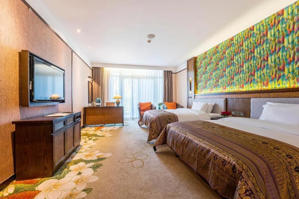 Bed in Riyuegu Hotsprings Resort