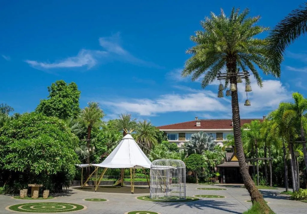 Riyuegu Hotsprings Resort