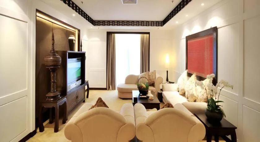 Riyuegu Hotsprings Resort