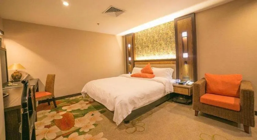 Bed in Riyuegu Hotsprings Resort