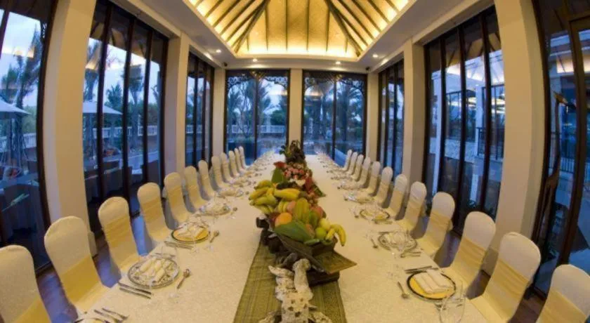 Riyuegu Hotsprings Resort