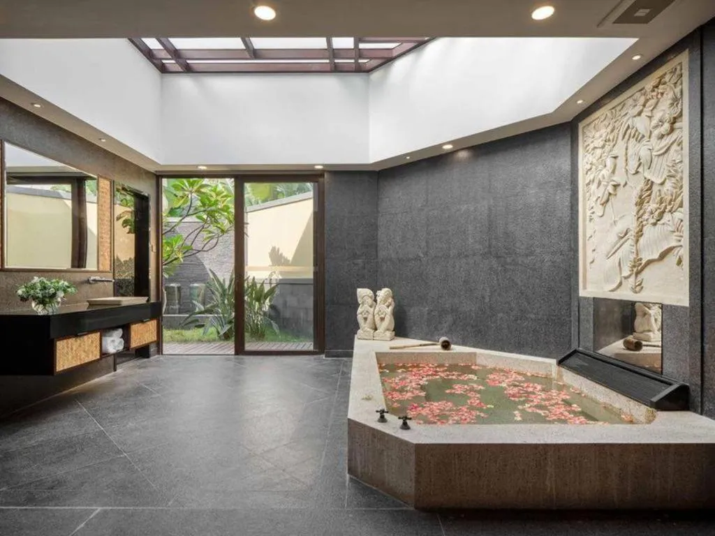 Riyuegu Hotsprings Resort