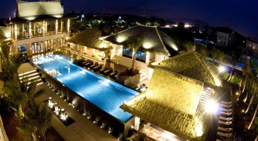 Riyuegu Hotsprings Resort