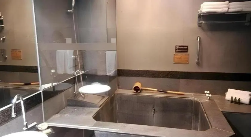 Riyuegu Hotsprings Resort