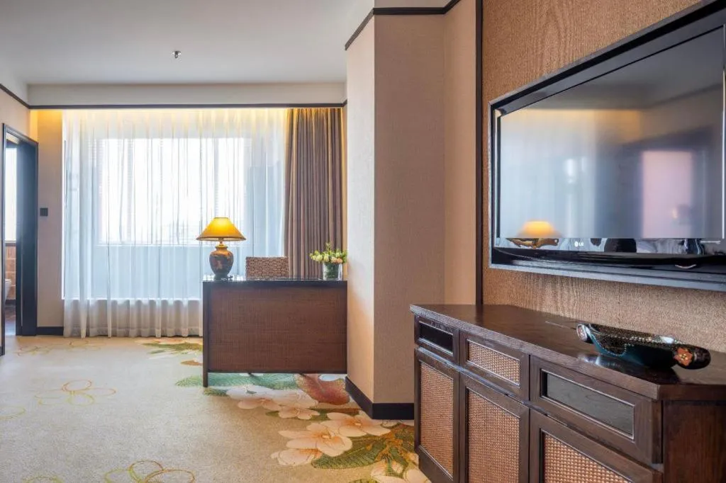 Riyuegu Hotsprings Resort