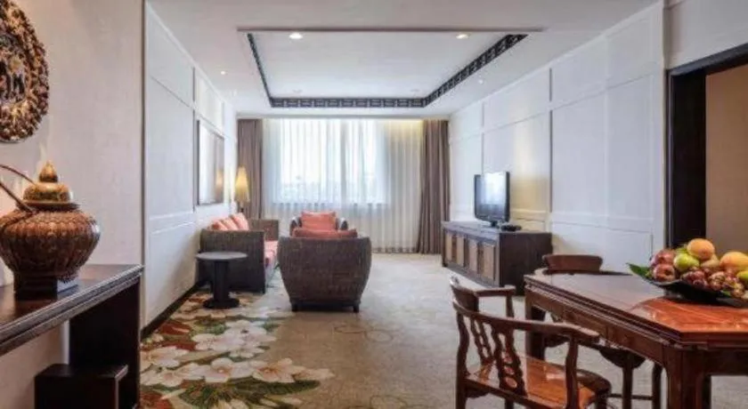 Riyuegu Hotsprings Resort