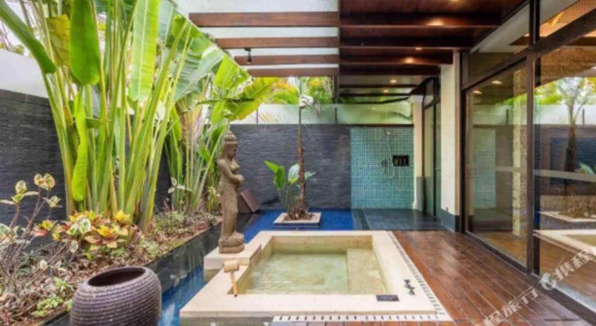 Riyuegu Hotsprings Resort