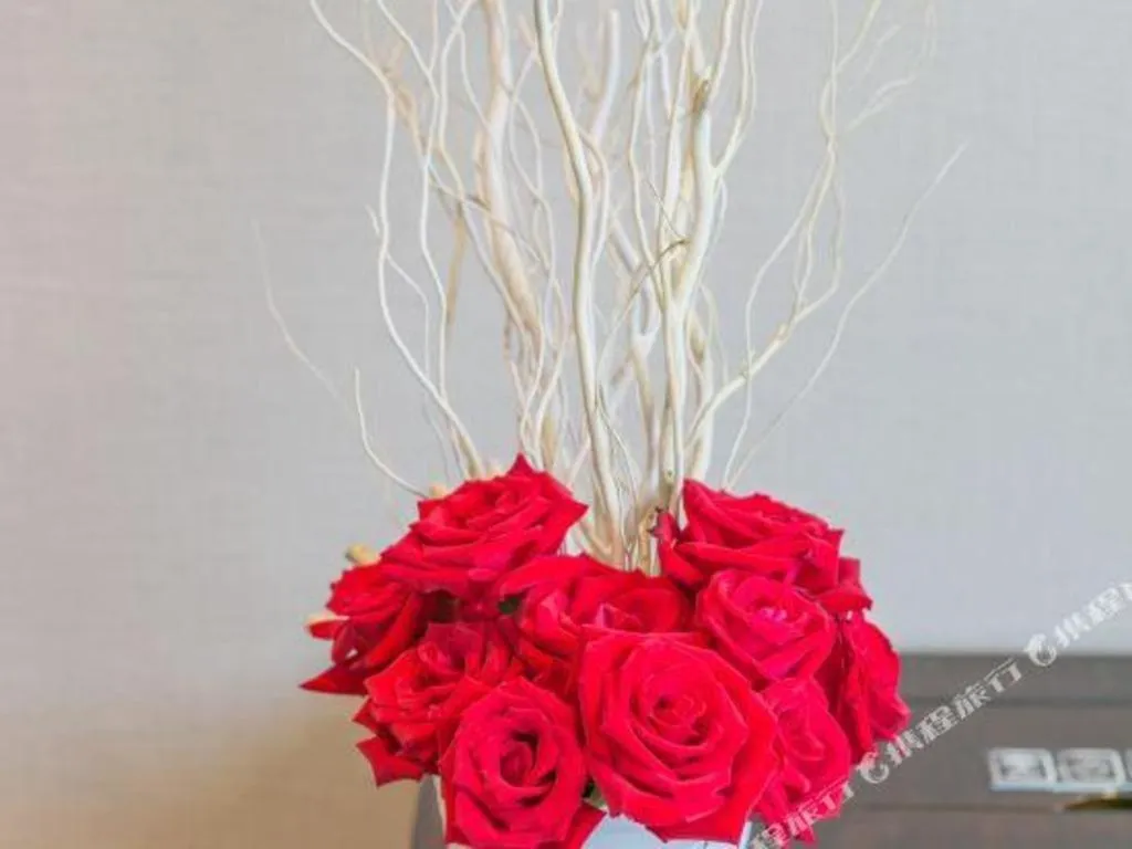 Riyuegu Hotsprings Resort