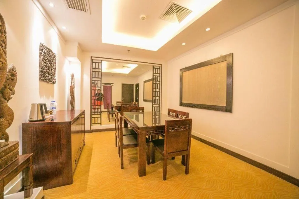 Riyuegu Hotsprings Resort