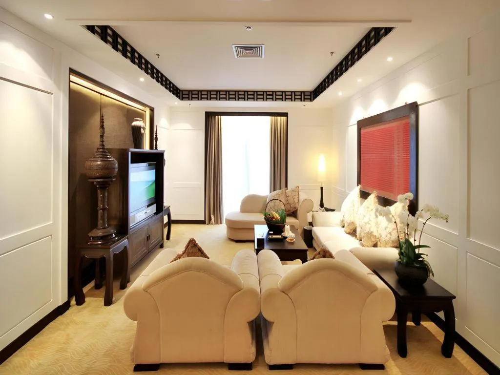 Riyuegu Hotsprings Resort