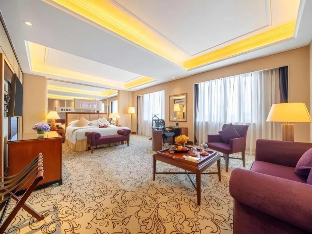 Bed in Chengdu Taihe International Hotel