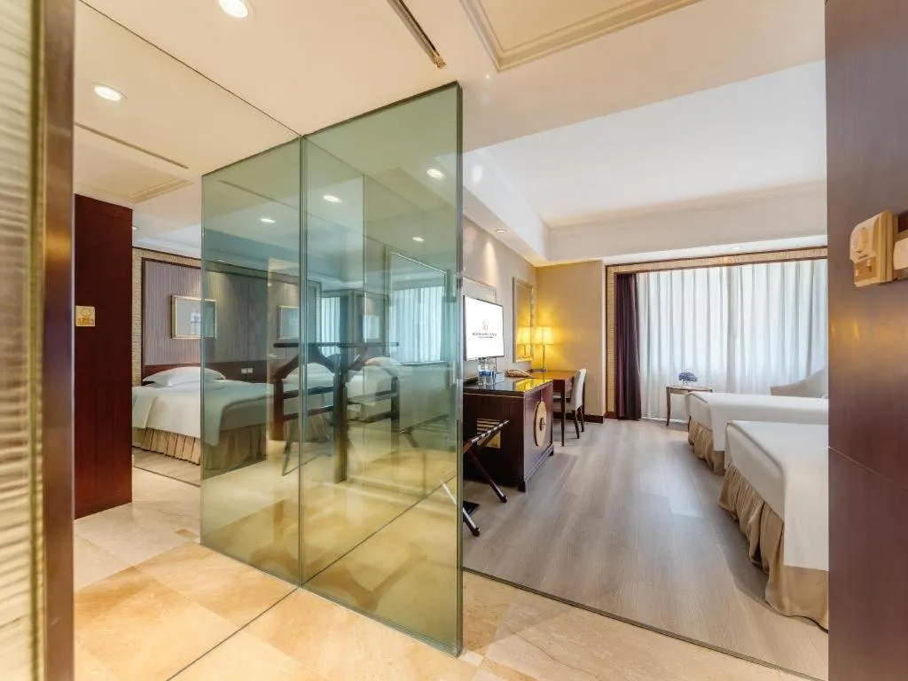 Bed in Chengdu Taihe International Hotel