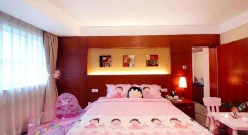 Bed in Xiamen Jingmin Central Hotel