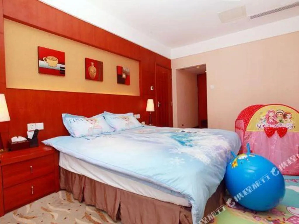 Bed in Xiamen Jingmin Central Hotel