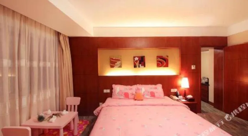 Bed in Xiamen Jingmin Central Hotel