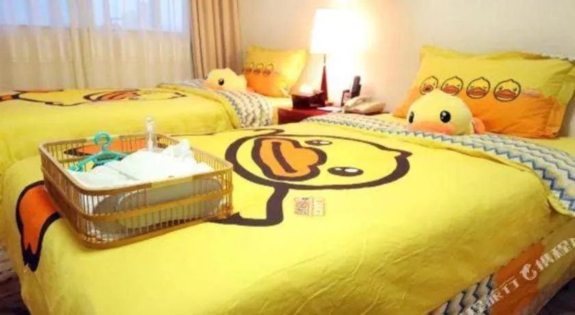 Bed in Xiamen Jingmin Central Hotel