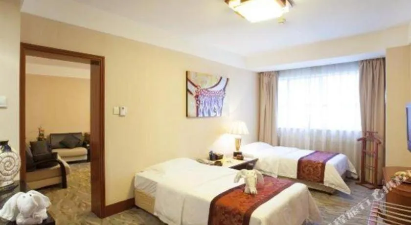 Bed in Xiamen Jingmin Central Hotel